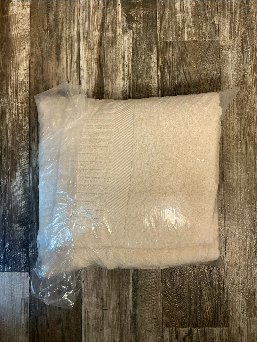 Soft Cream 6 Piece Bath Towels - Plush Absorbent Set